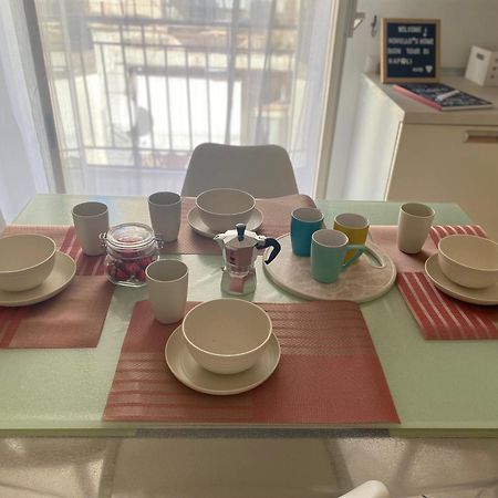 Noviello'S Home เนเปิลส์ ภายนอก รูปภาพ