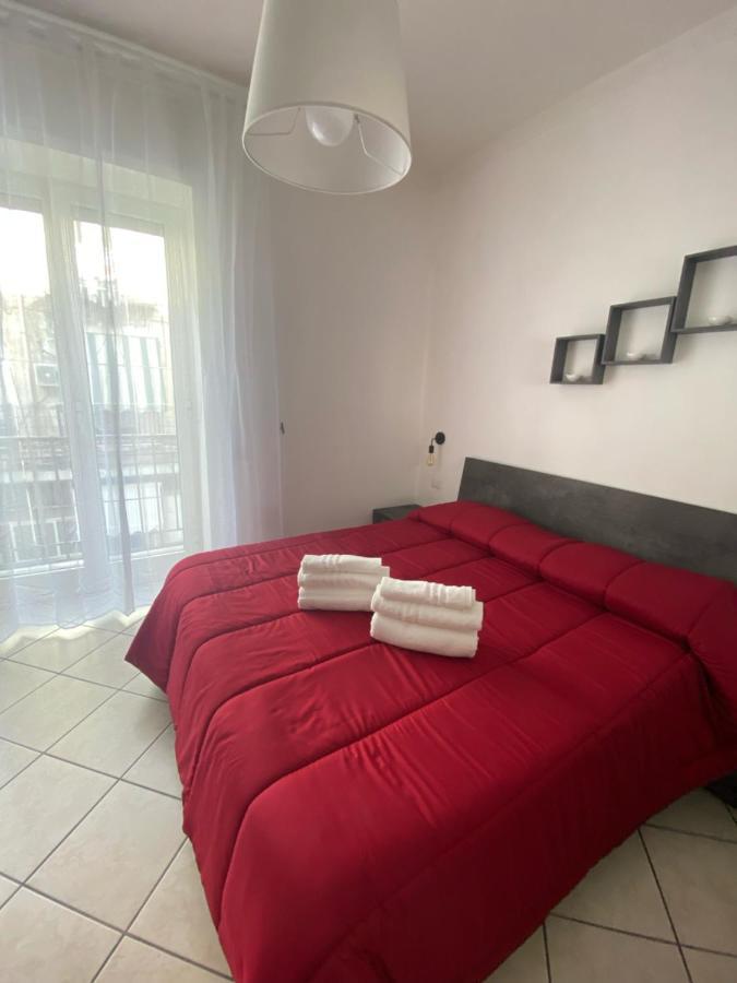 Noviello'S Home เนเปิลส์ ภายนอก รูปภาพ